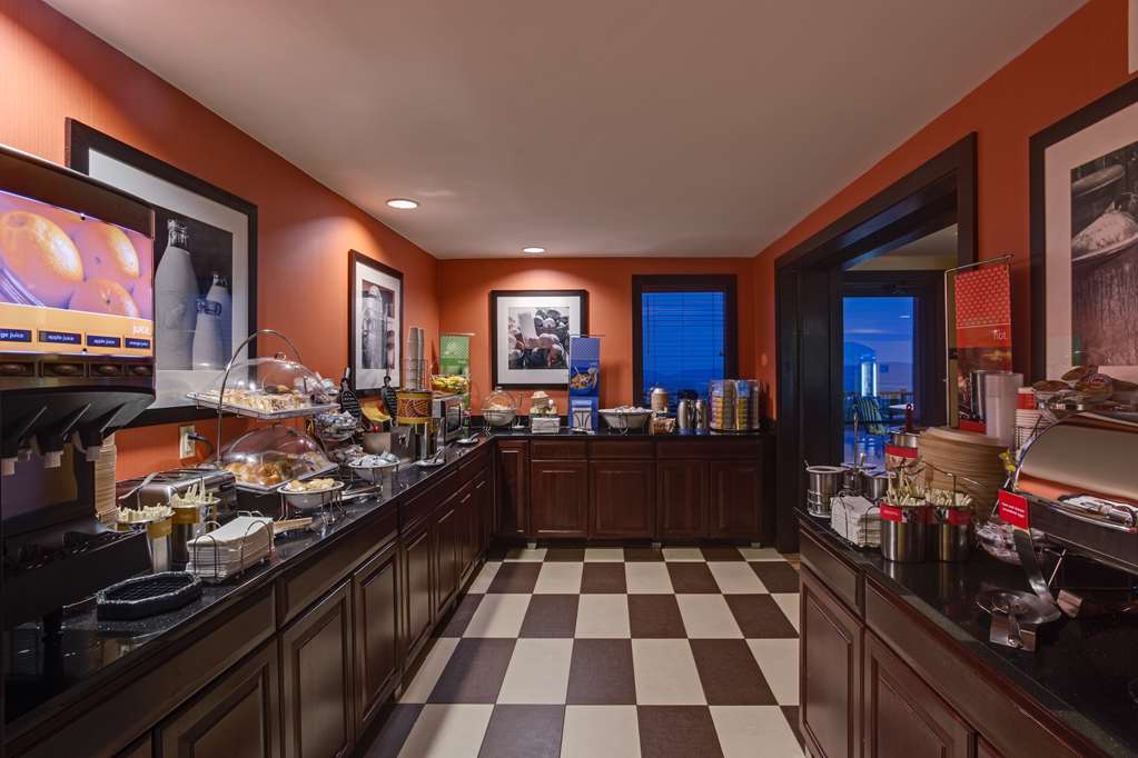 Hampton Inn Hazleton Restaurant foto