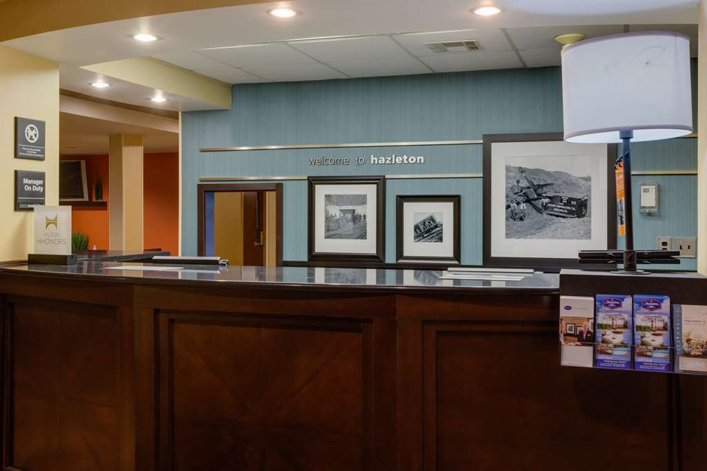 Hampton Inn Hazleton Interior foto