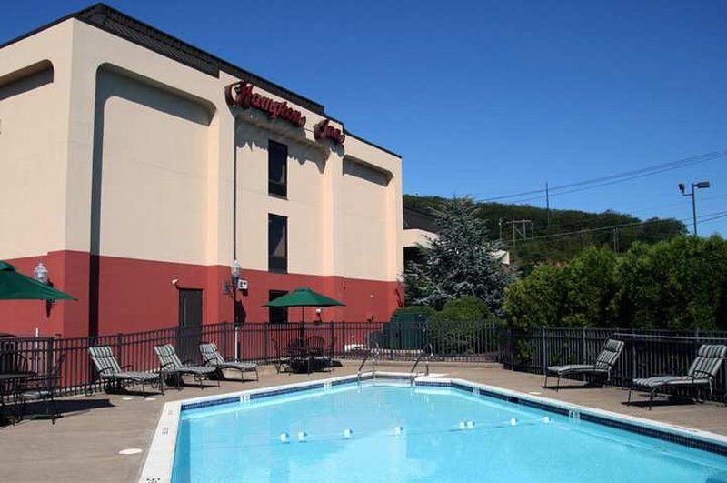 Hampton Inn Hazleton Exterior foto